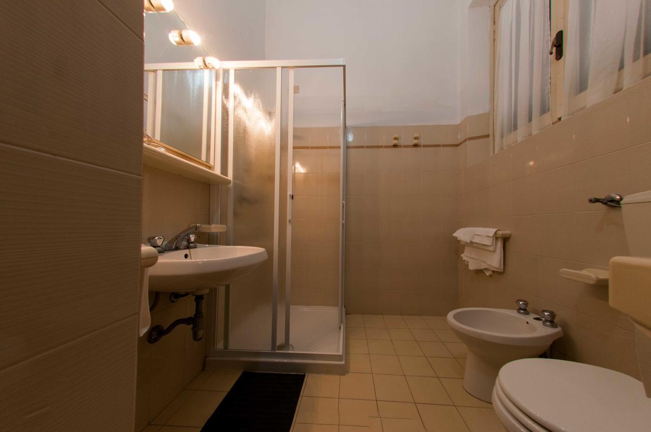 Hotel Valdinievole Lido di Camaiore Exterior photo